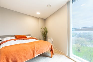 Platinum Studio Floors 11-14 - Image 1